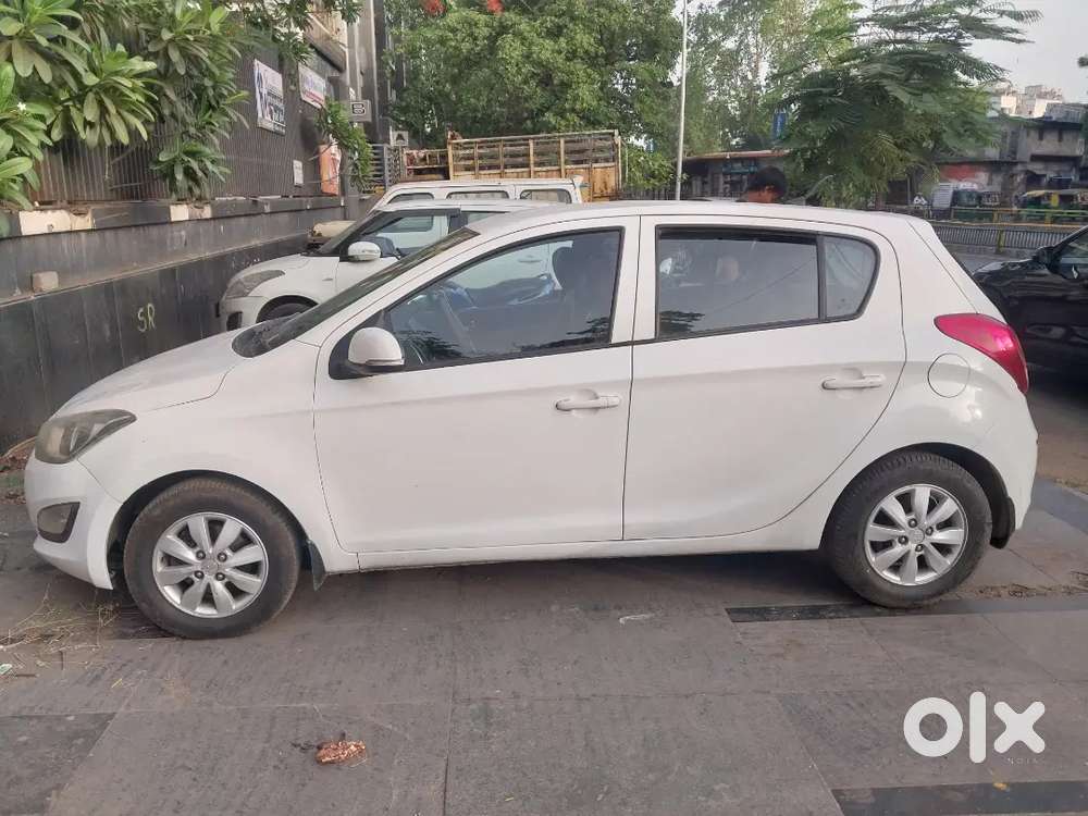 Hyundai I20 2012 Diesel 80 Km Driven