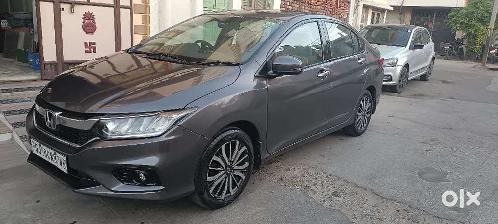 .. Good Condition Top Model Sunroof Meghval