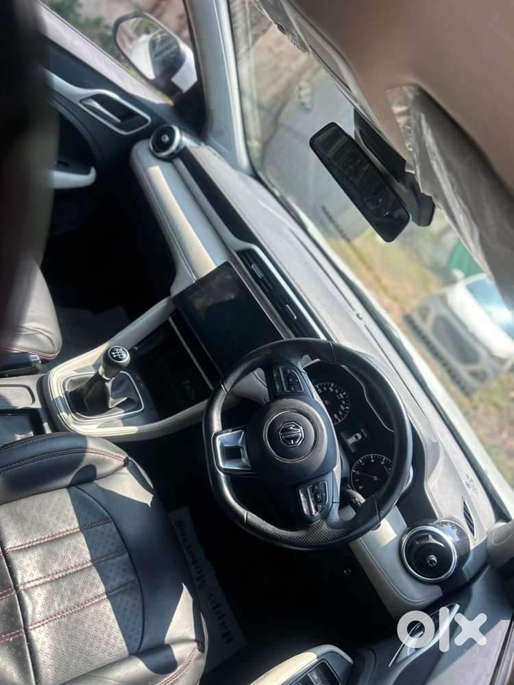Mg Astor 2023 Petrol 22347 Km Driven