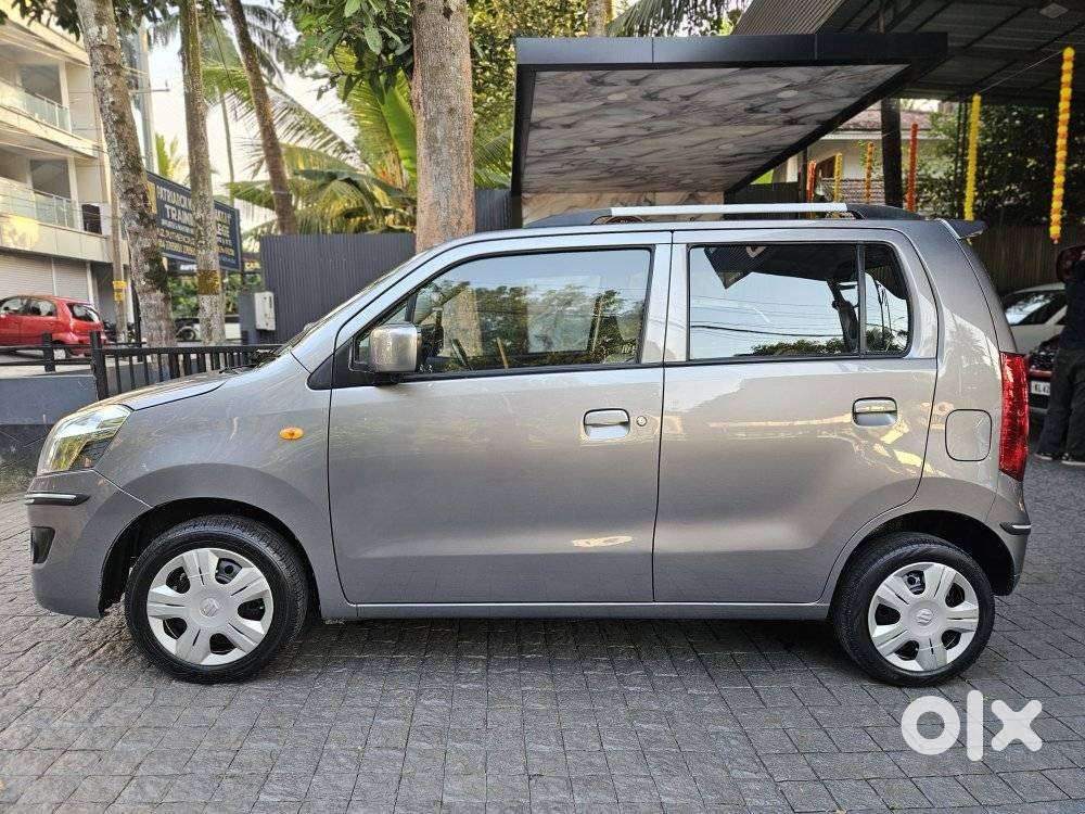 Maruti Suzuki Wagon R 1.0 Vxi (o) Amt [2013 - 2019], 2017, Petrol