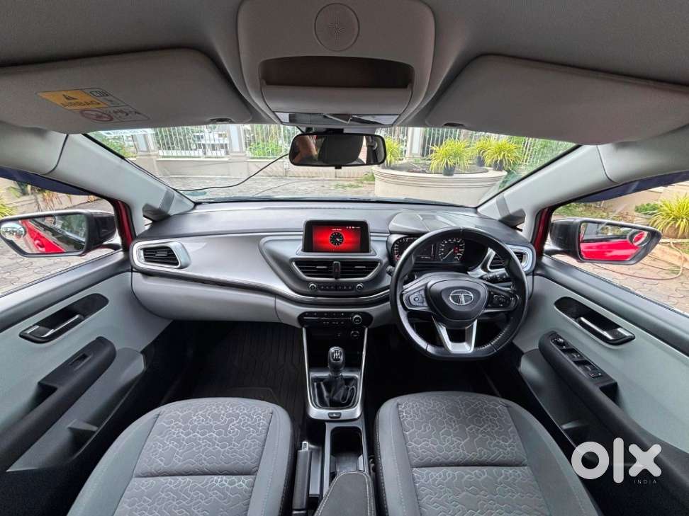 Tata Altroz Xz, 2020, Petrol