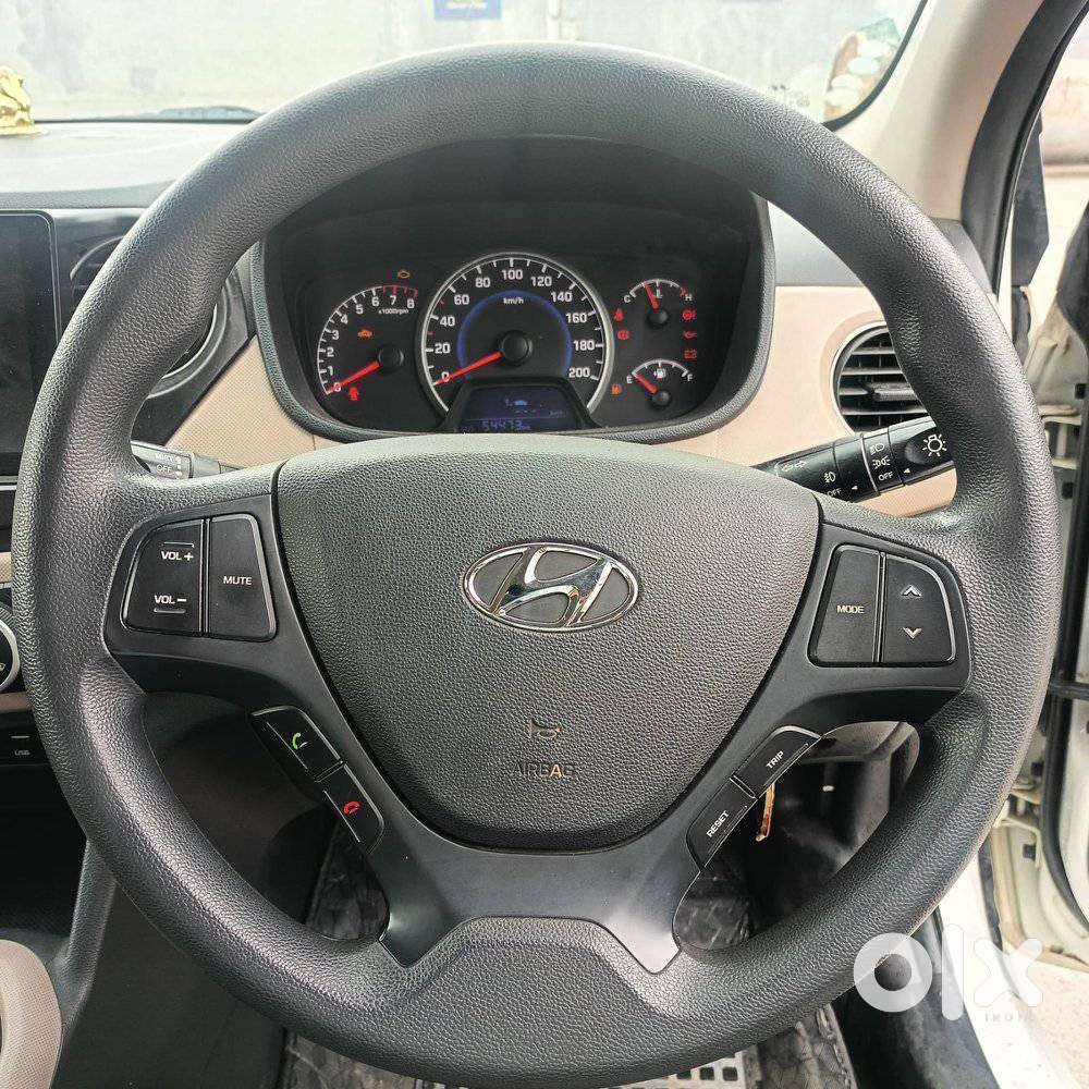 Hyundai Grand I10 Sportz 1.2 Kappa Vtvt, 2017, Petrol