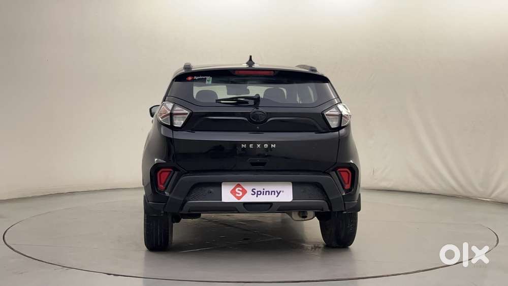 Tata Nexon 1.2 Revotron Xz Plus Luxs Red Dark Edition Amt, 2023, Pet..