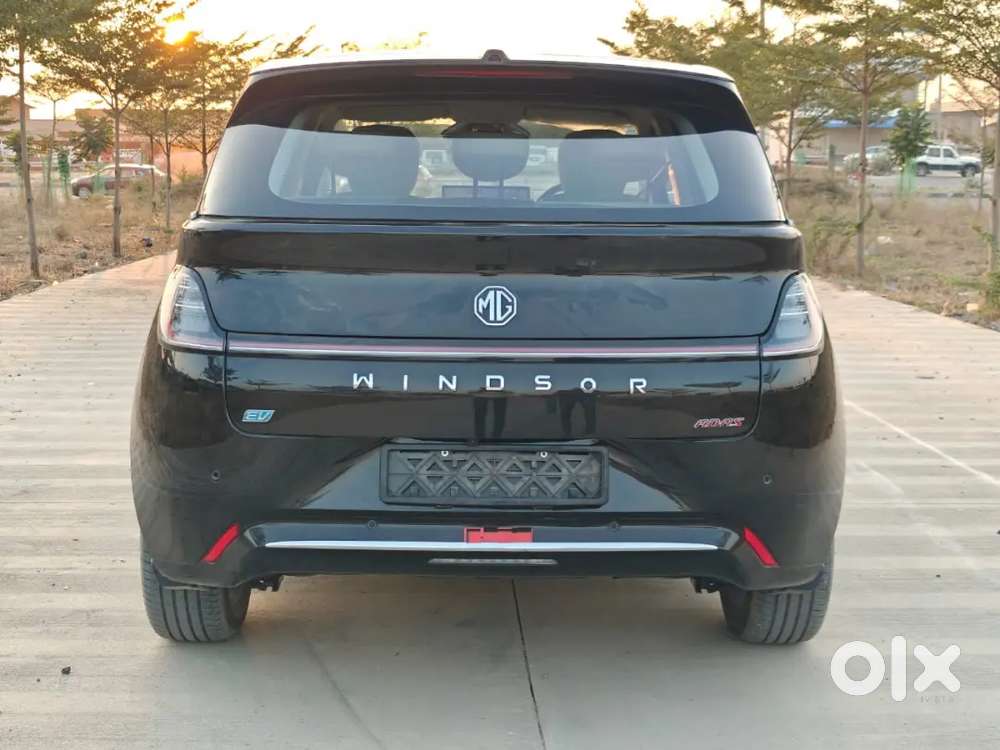 Mg Windsor Ev Essence Pro 52.9kw (2025) Electric 25,000km Driven