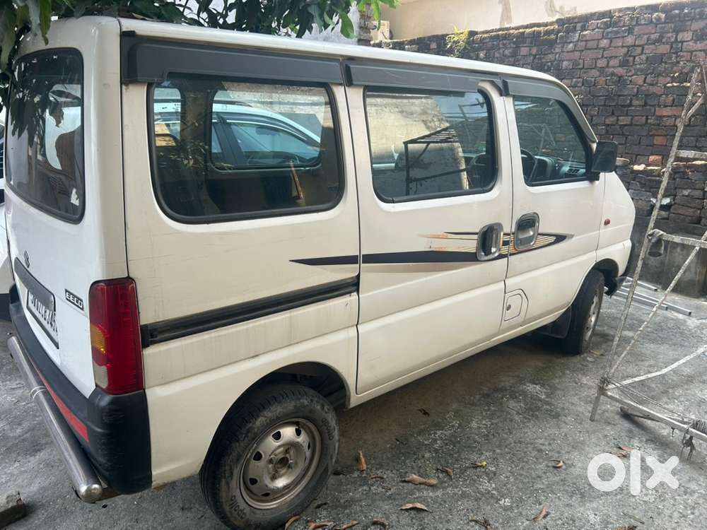 Maruti Eeco Petrol 2018 White Color