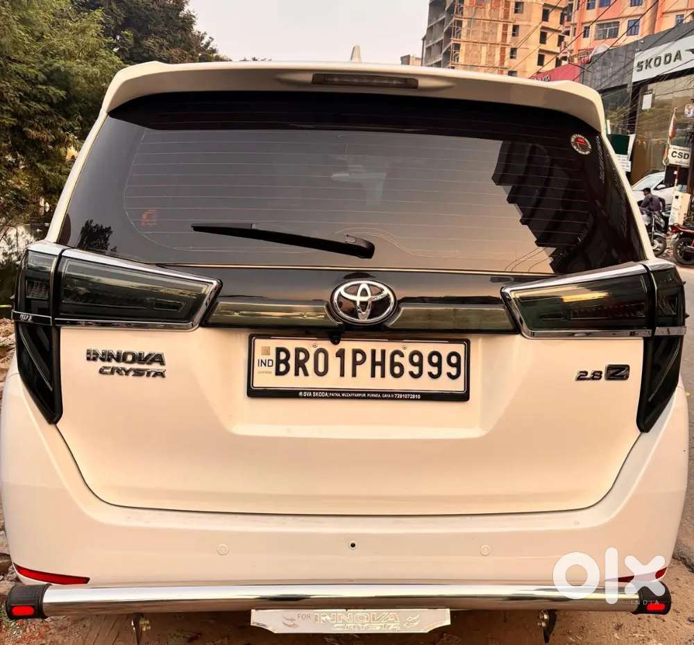 Toyota Innova Crysta 2016 Diesel 102000 Km Driven