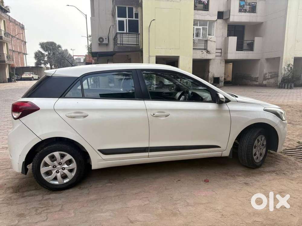 Hyundai I20 Elite Sportz Petrol  Well Maintained  Himachal Vehicle