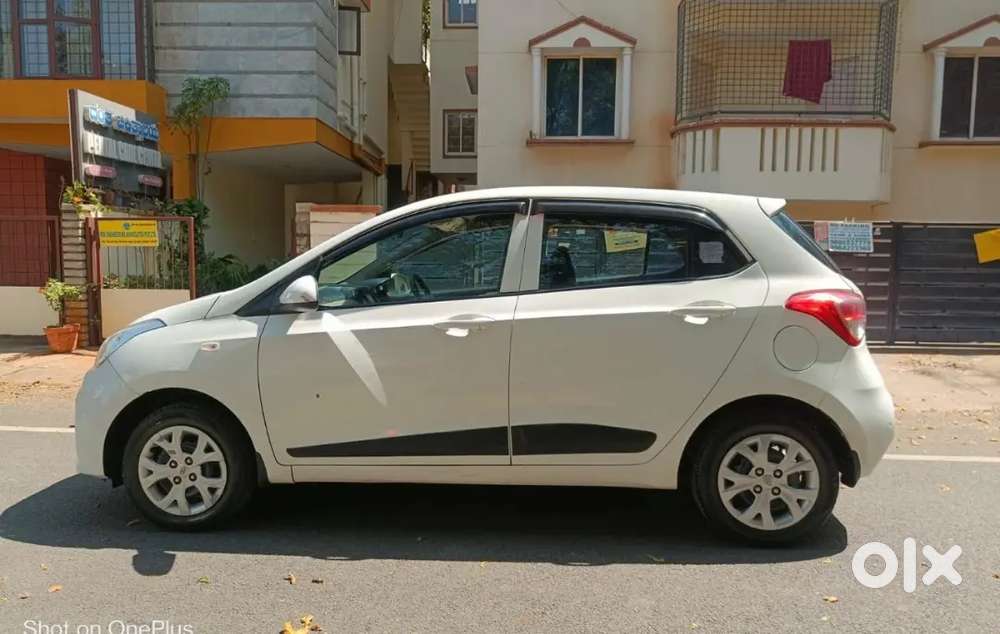 Grand I 10  Sportz Petrol