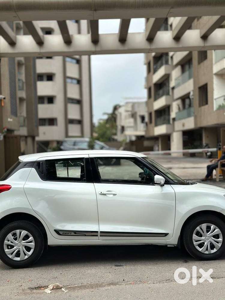 Maruti Suzuki Swift, 2023, Petrol