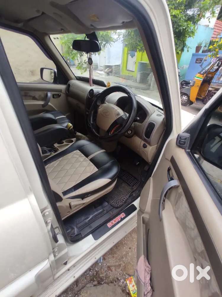 Mahindra Scorpio Vlx 2014