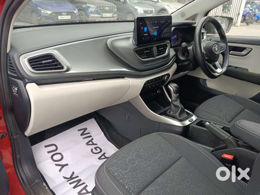 Tata Altroz Xz Plus (o) (s) Icng, 2024, Petrol