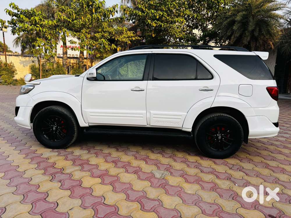 Toyota Fortuner 3.0 4x4 Manual, 2014, Diesel