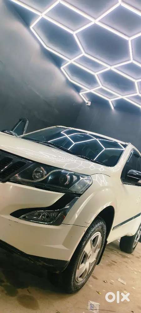 Mahindra Xuv500 2018