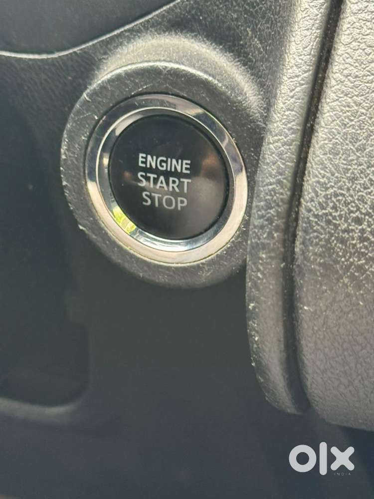 Toyota Innova Crysta 2.8z Automatic, 2016, Diesel
