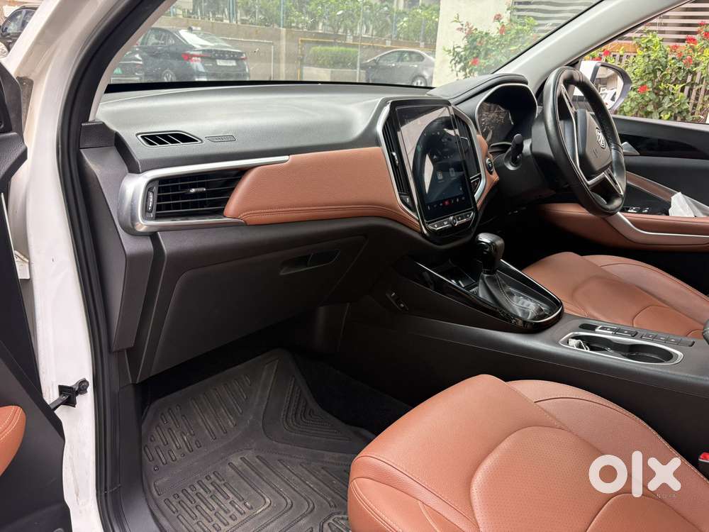 Mg Hector Plus 1.5 Hybrid Sharp Turbo 6 Str, 2021, Petrol