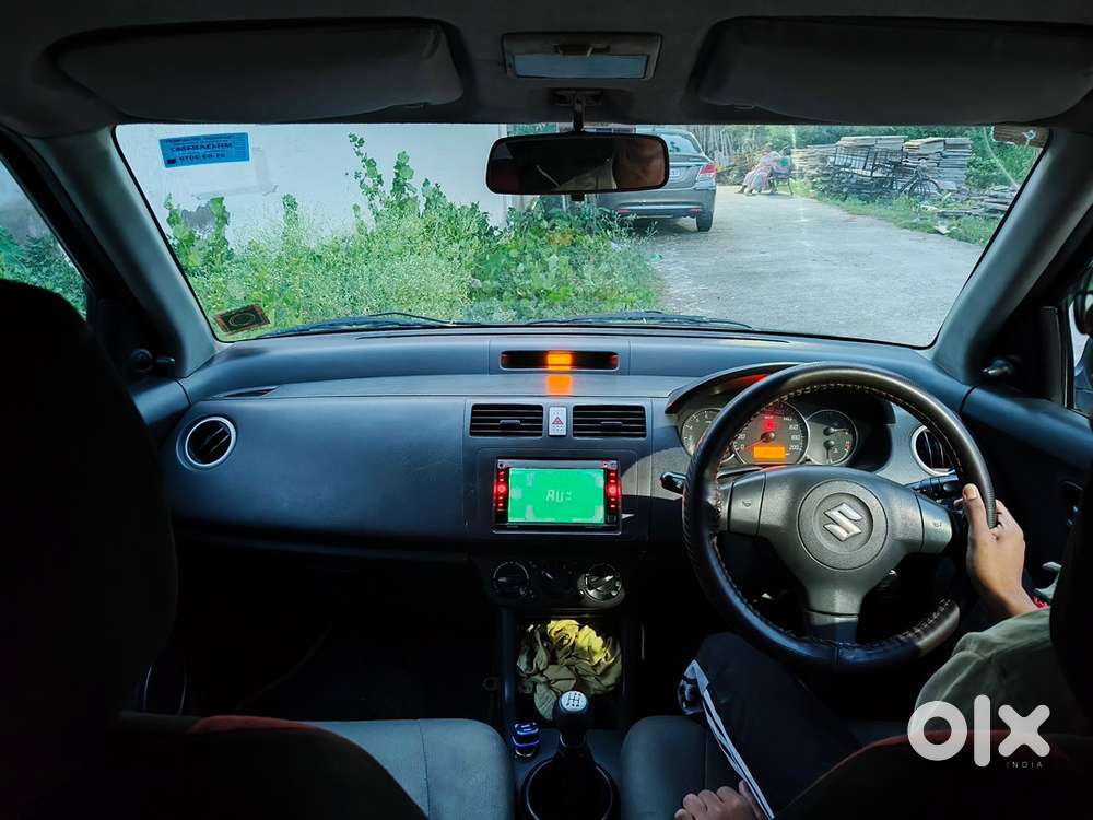 Maruti Suzuki Swift 2010 Petrol 88000 Km Driven