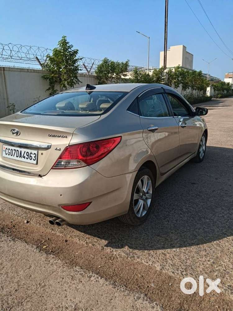 Hyundai Verna Fluidic 1.6 Vtvt Sx, 2013, Petrol