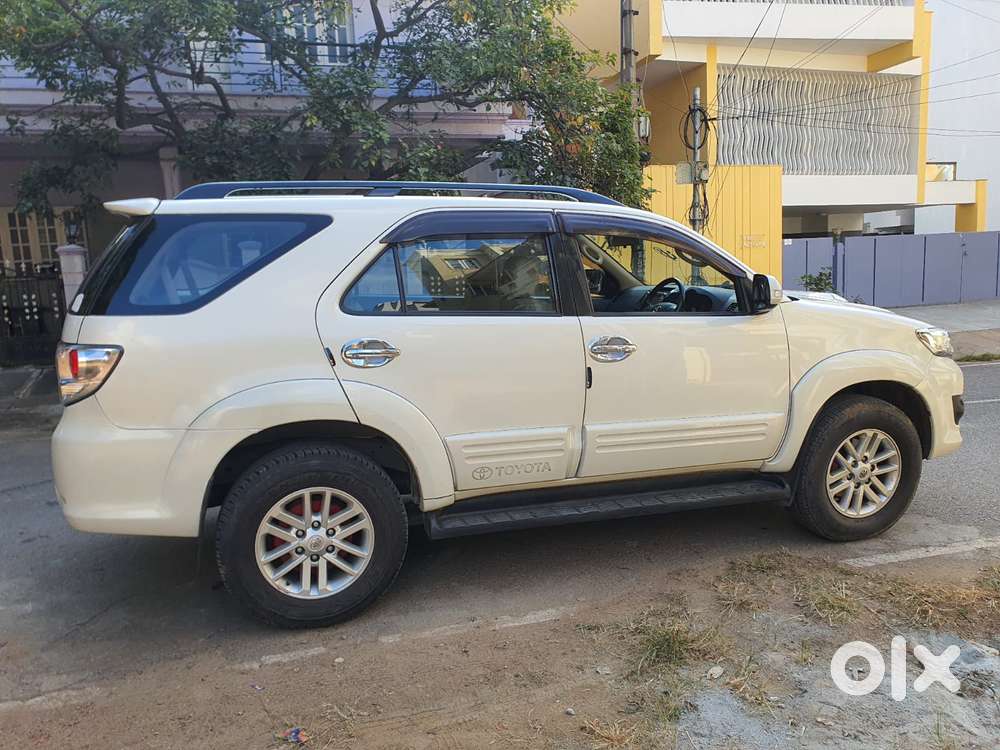 Toyota Fortuner 3.0 4x2 Mt, 2014, Diesel
