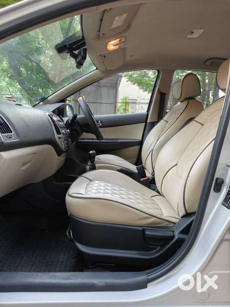 Hyundai I20 Asta Option, 2014