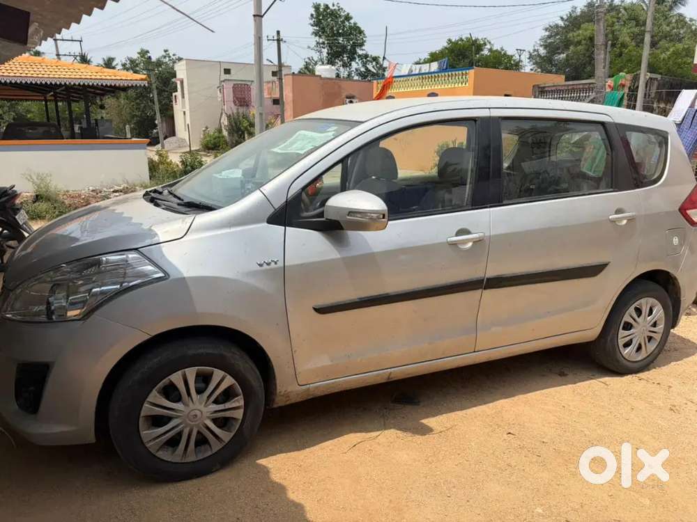 Maruti Suzuki Ertiga 2013 Petrol 122000 Km Driven