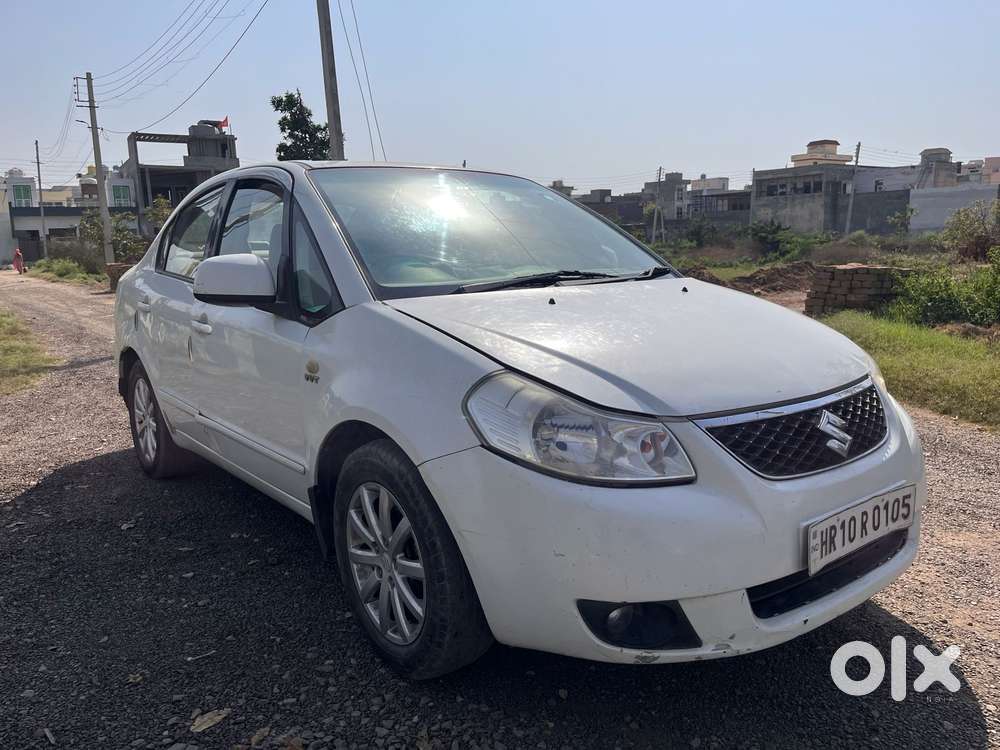 Maruti Suzuki Sx4 Zxi Mt Bsiv Leather, 2011, Cng & Hybrids