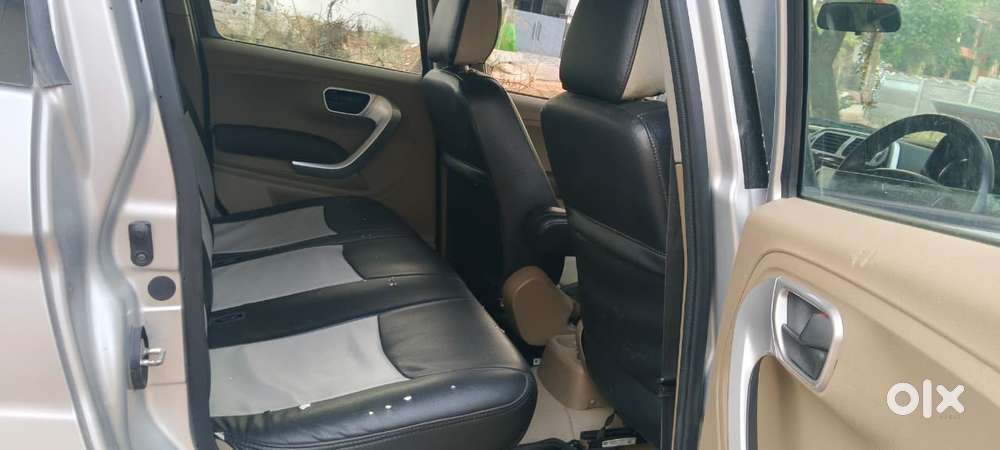 Mahindra Tuv 300 T8, 2017, Diesel