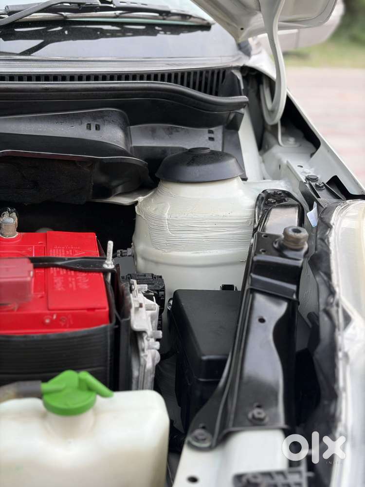 Maruti Suzuki Swift Vxi With Abs, 2012, Petrol