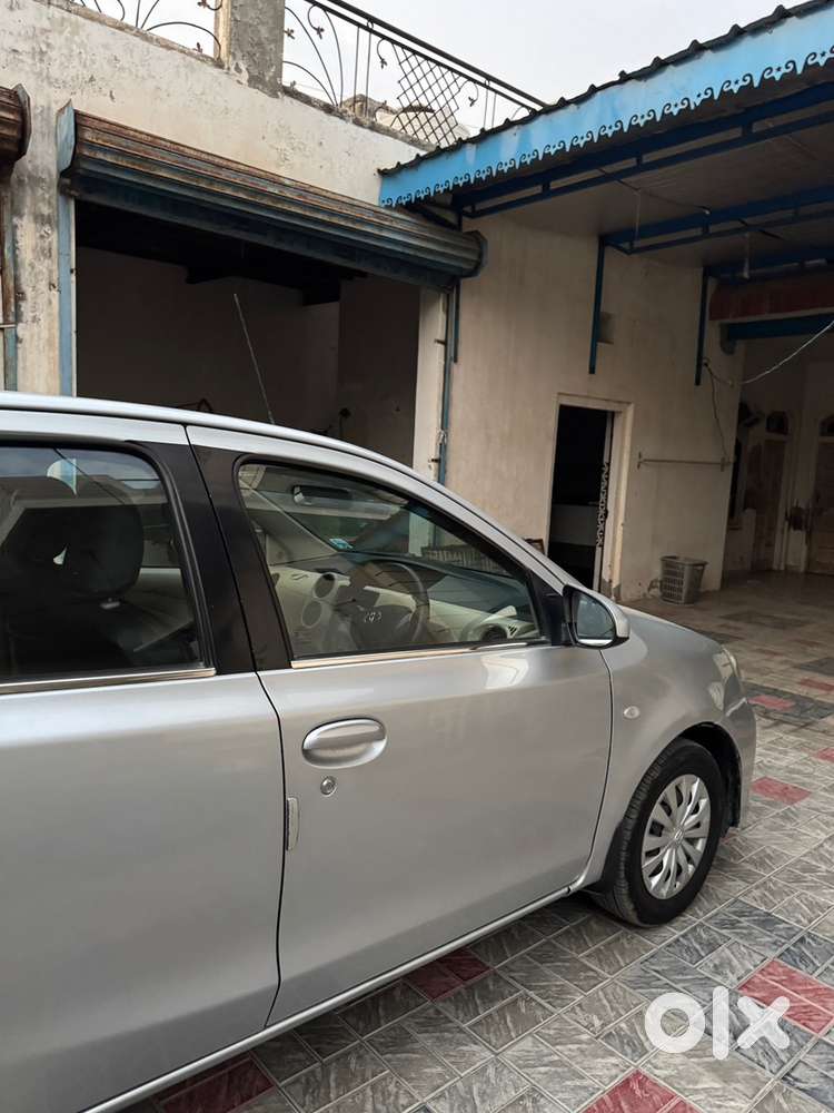Toyota Etios Liva Petrol 2019