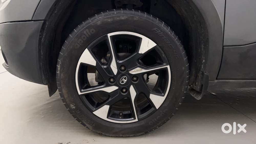 Tata Punch 1.2 Revotron Accomplished Dazzle Pack Amt, 2023, Petrol