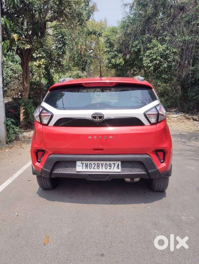 Tata Nexon 1.2 Revotron Xma Amt (s), 2023, Petrol