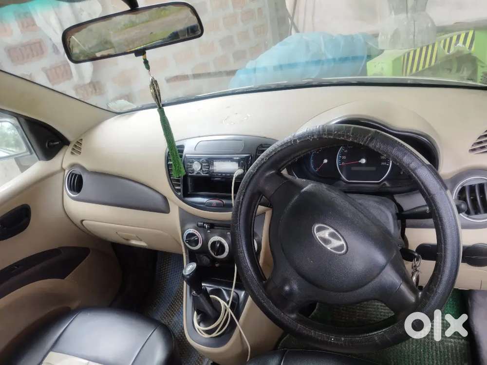 Hyundai I10 Sportz At 2010