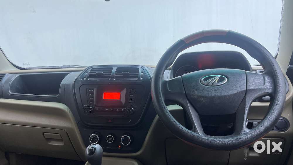 Mahindra Tuv 300 T6, 2017, Diesel