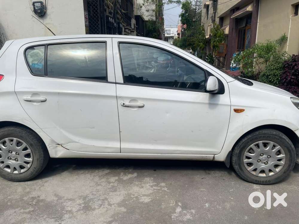 Hyundai Car 2011 Manual Petrol