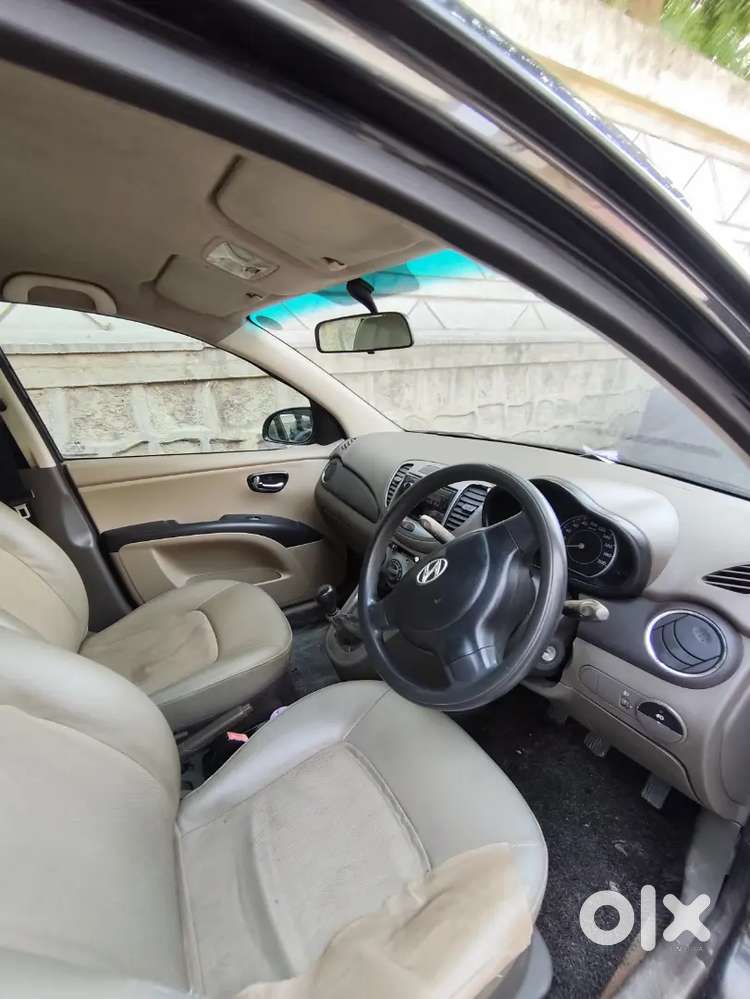 Hyundai I10 2012 Petrol 180000 Km Driven