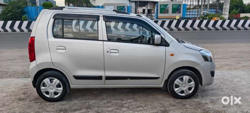 Maruti Suzuki Wagon R 1.0 Vxi Amt, 2018, Petrol
