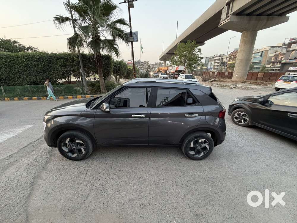Hyundai Venue 1.0 Sx Turbo Imt, 2021, Petrol