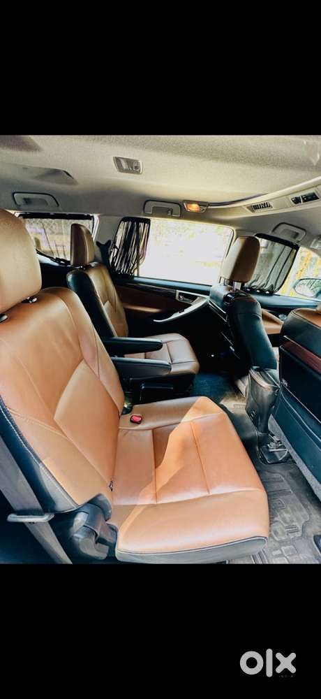 Toyota Innova Crysta 2018 Diesel Well Maintained