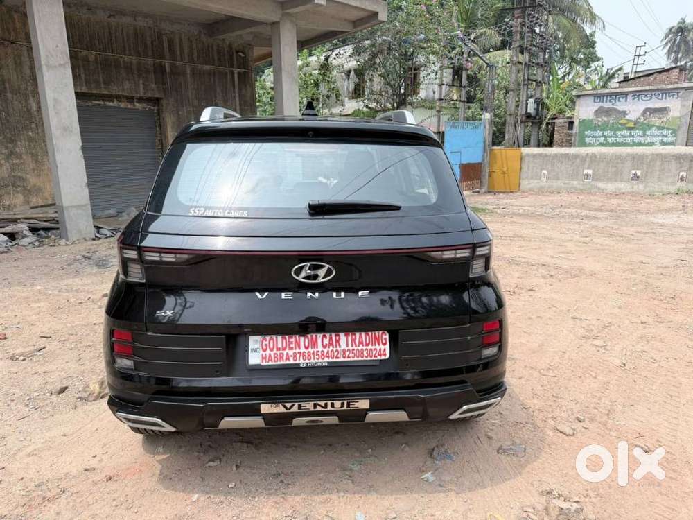 Hyundai Venue Sx (o) Mt 1.5 Diesel, 2024, Diesel