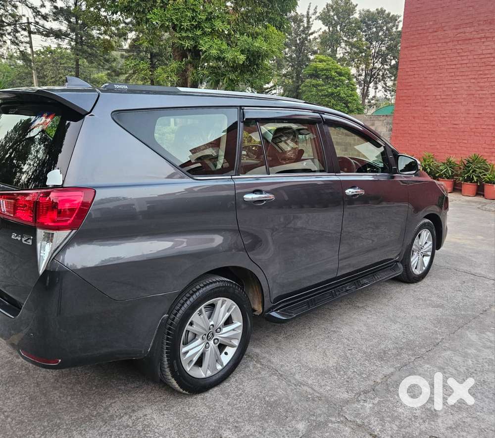 Toyota Innova Crysta 2.8z Automatic, 2020, Diesel