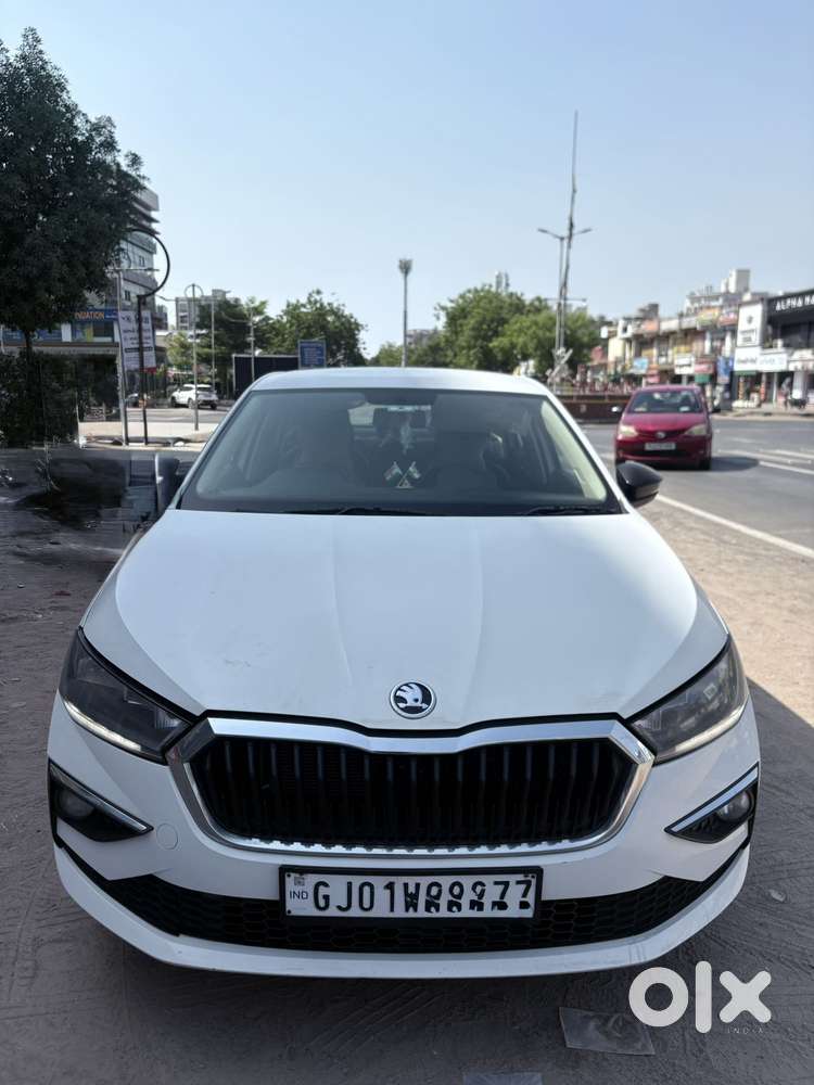 Skoda Slavia Ambition 1.0l Tsi Mt, 2022, Petrol