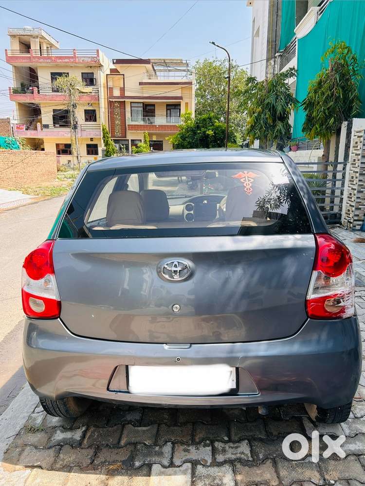 Toyota Etios Liva Gd Diesel 2014  New Bridgestone Tyres