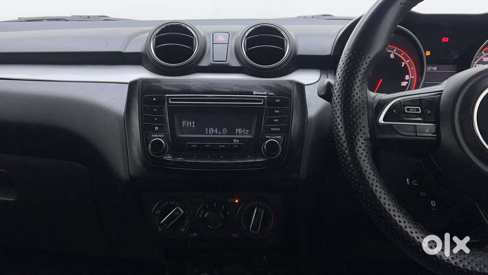 Maruti Suzuki Swift Vvt Vxi, 2021, Petrol