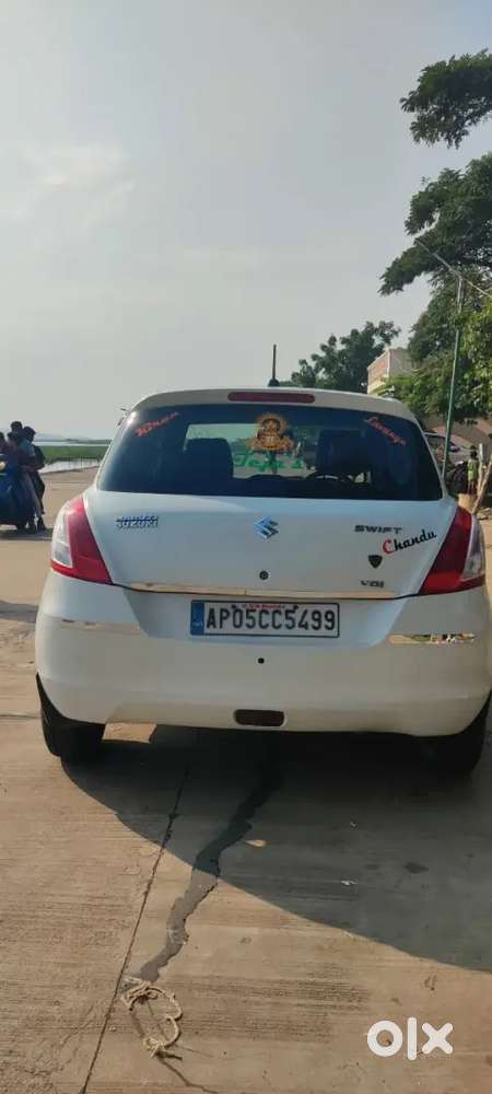 Maruti Suzuki Swift 2012