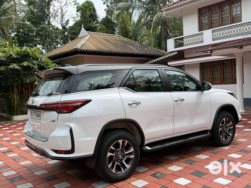 Toyota Fortuner Legender 4x4 At 2.8, 2023, Diesel