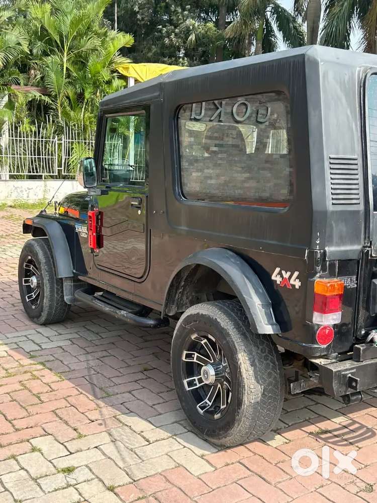 Mahindra Thar 4×4 Hard Top