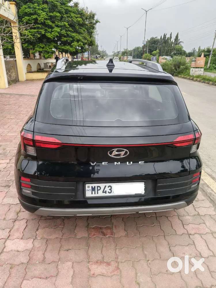 Hyundai Venue 1.5 Crdi Splus Diesel Showroom Condition