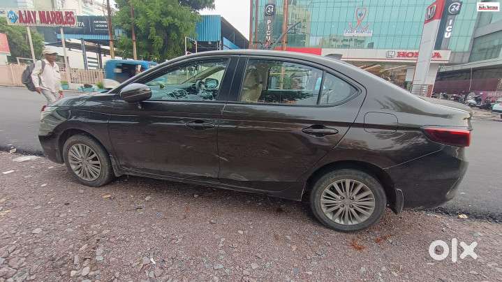 Honda City 1.5 V Mt Exclusive, 2023, Petrol