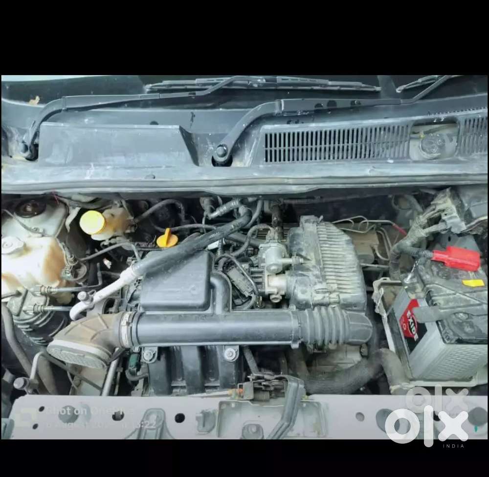 Renault Triber 1.0 Rxz 2023 Car