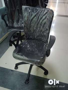 Folding study store chair olx