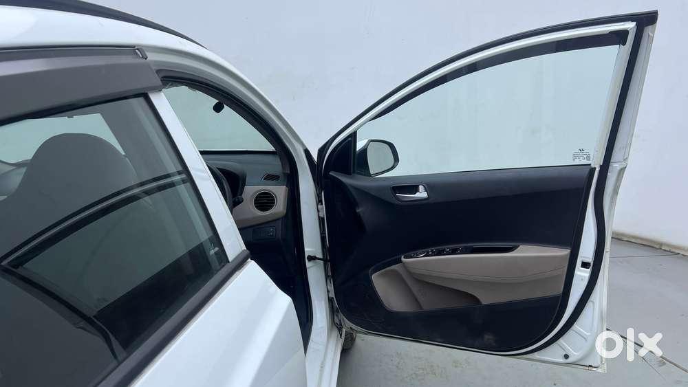 Hyundai Grand I10 [ ] 1.2 Kappa Vtvt Sportz At, 2019, Petrol